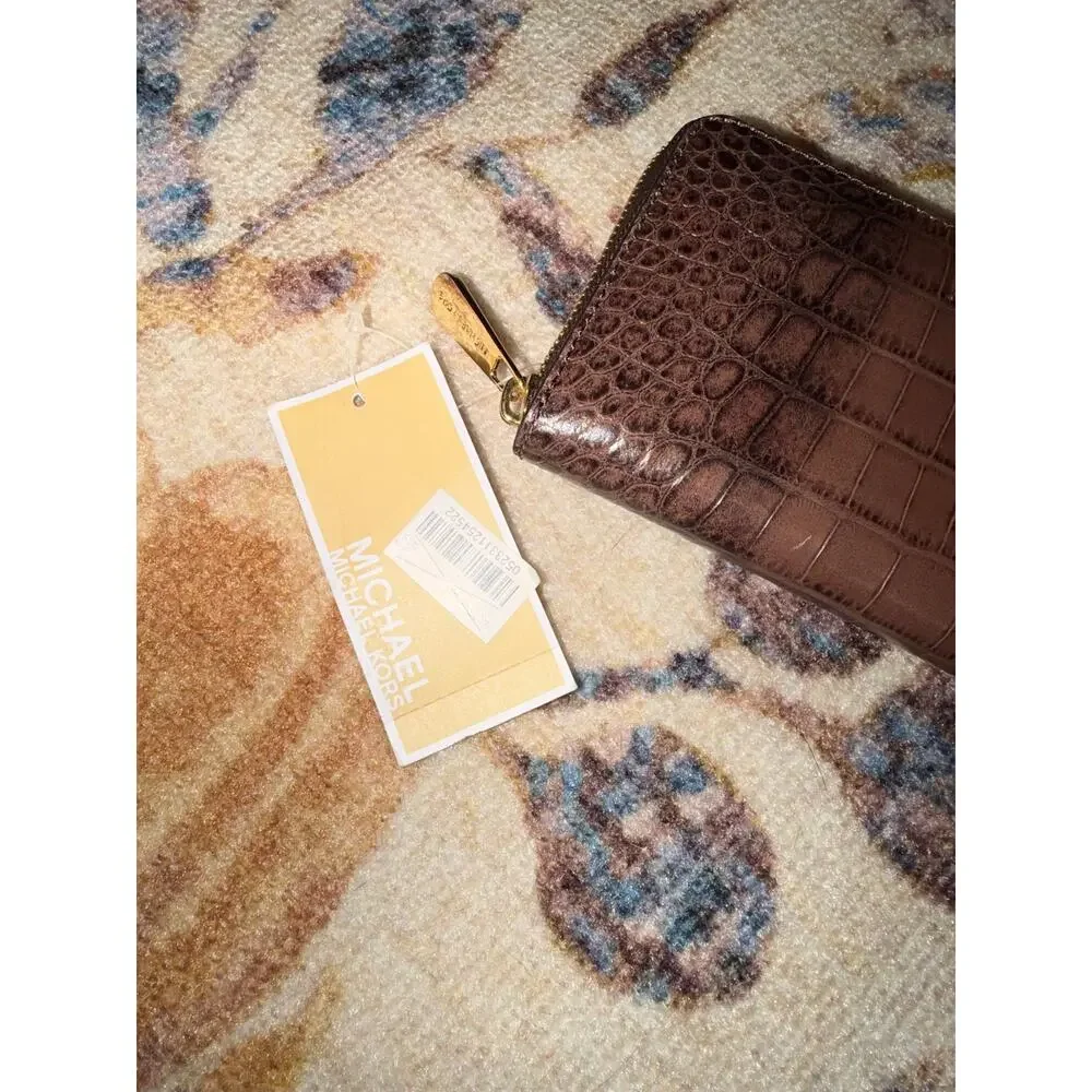 NWT Michael Kors Jet Set Travel Continental Wallet – Brown Genuine Leather